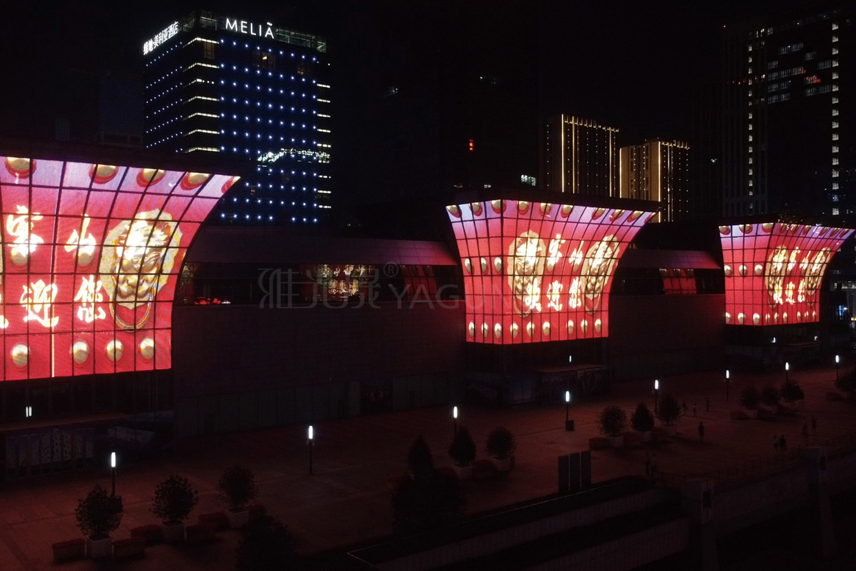 濟(jì)南高鐵西站東廣場