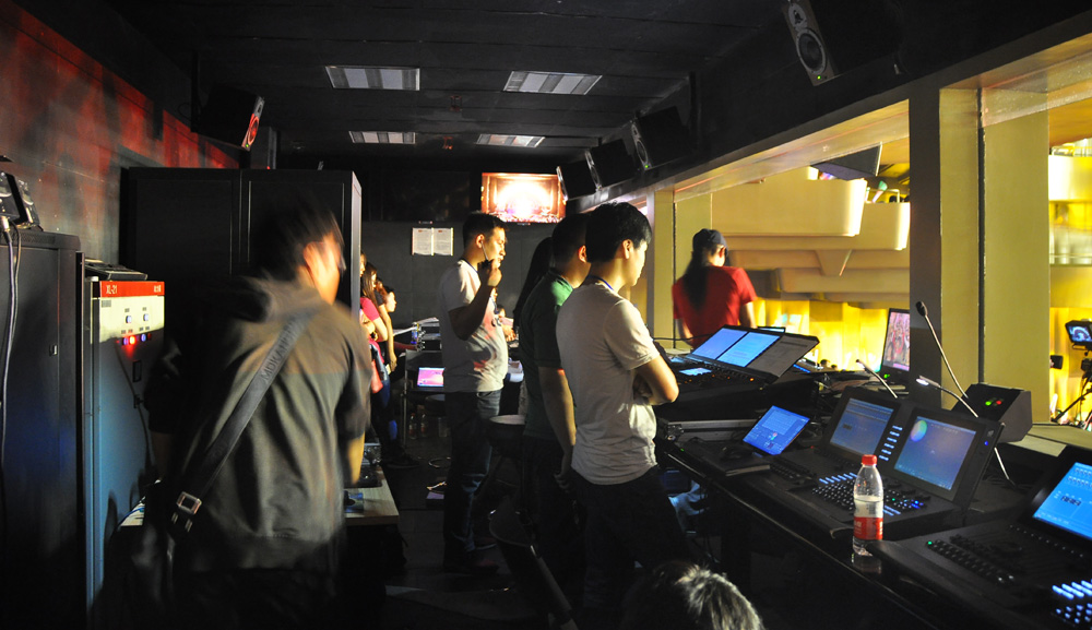 濟(jì)南金昌公司全程助力山東電視臺(tái)《生活幫》十周年公益演唱會(huì)(圖4)