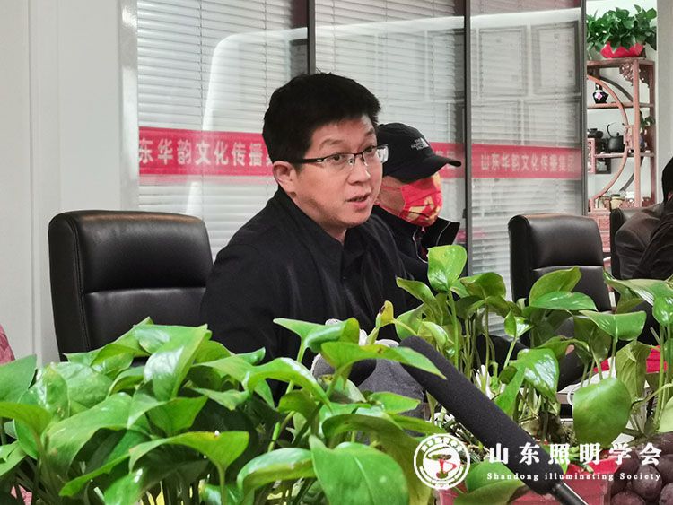 夜經(jīng)濟(jì)燈光應(yīng)用座談會(huì)順利舉行(圖4) 夜經(jīng)濟(jì)燈光應(yīng)用座談會(huì)順利舉行(圖4)